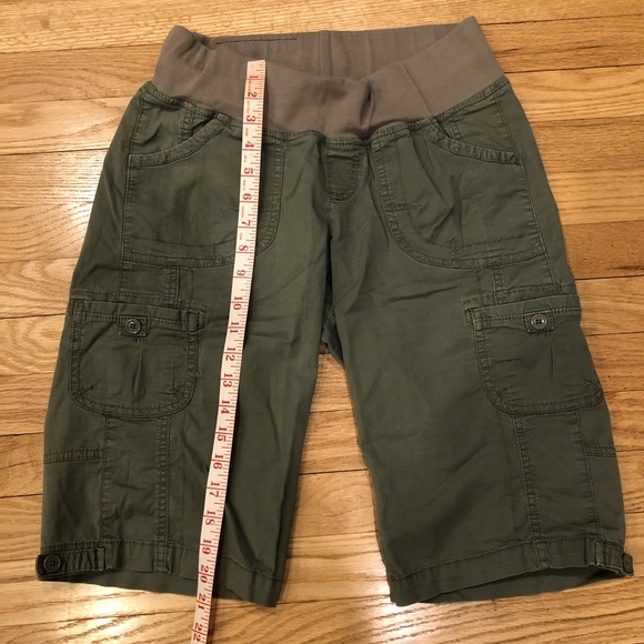 🚫DONATED🚫Motherhood maternity shorts - Picture 2 of 4